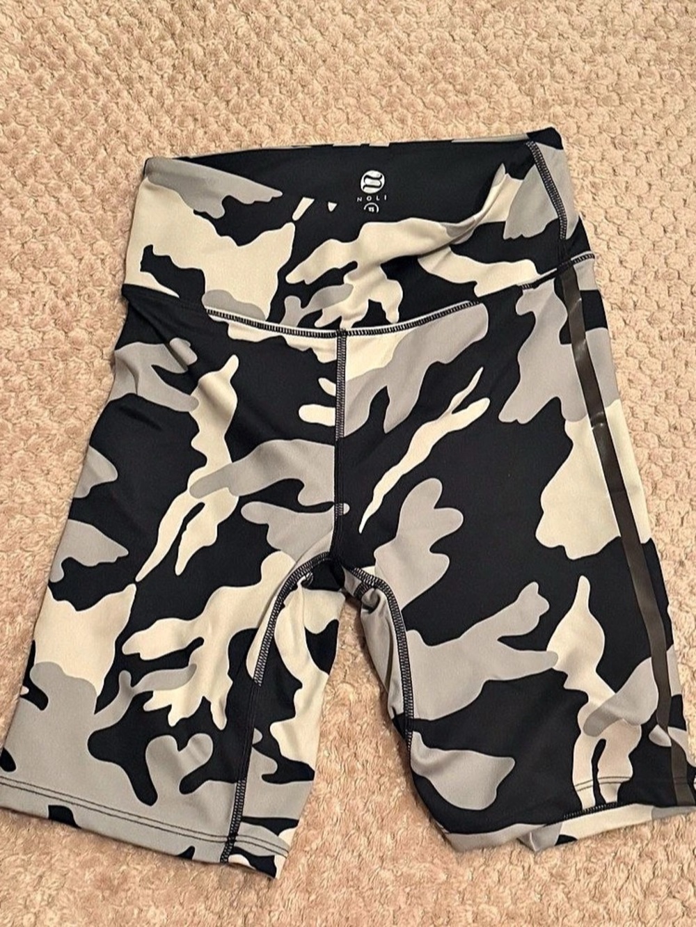 Noli Camo Athletic Shorts in Black & Gray Size XS Like New
